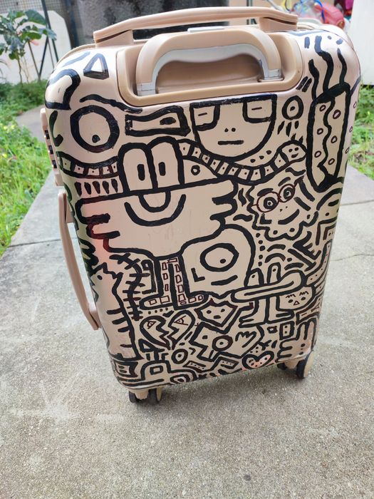 Mala troley super diferente it tribute Mr doodle