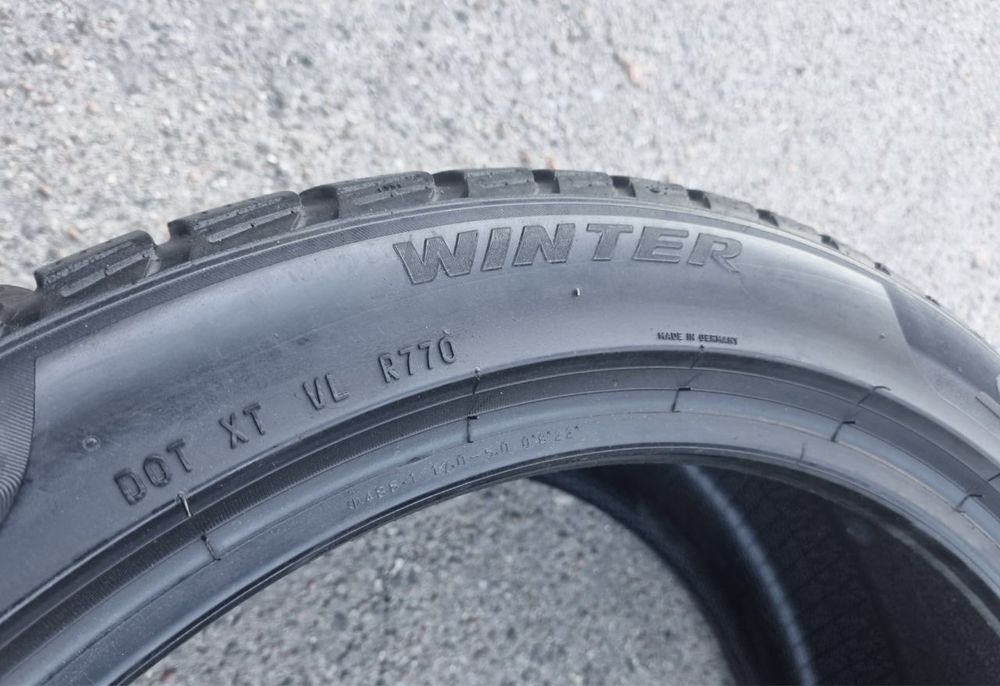 Шини Pirelli Winter Sottozero 3 255/40 R19 пара