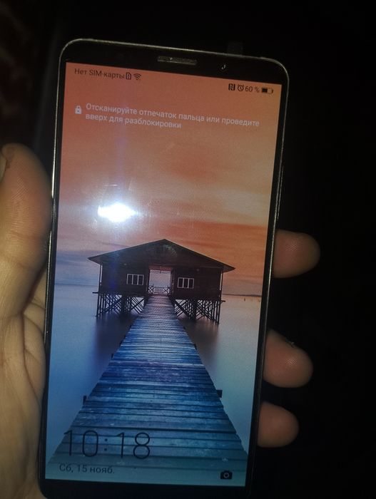 Мейт 10 про 5600грн, розовый чехол в подарок