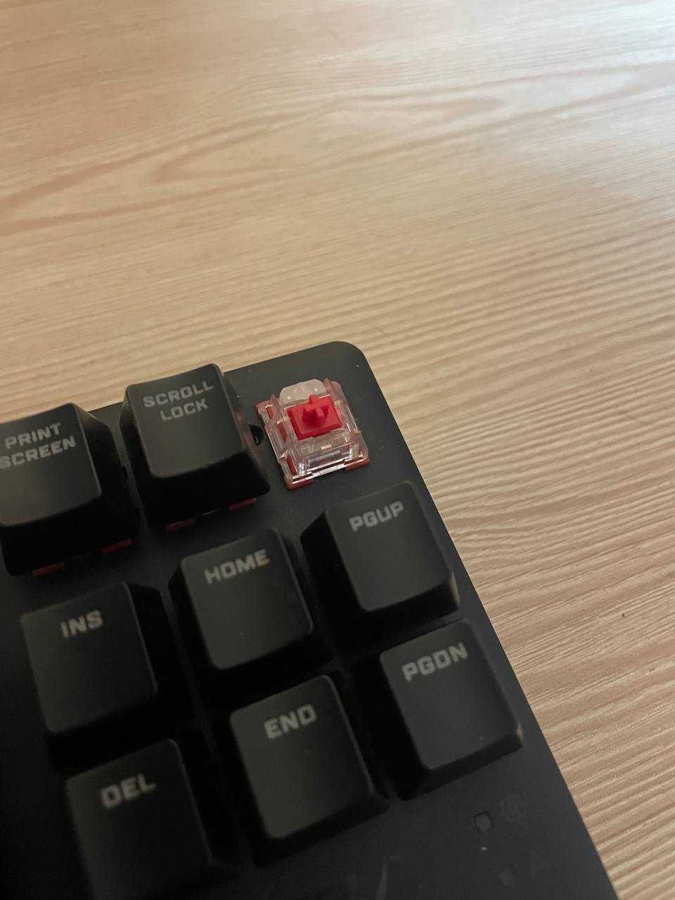 Топовая механическая клавиатура 
HyperX Alloy Origins Core Cherry Red