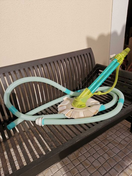 Aspirador para piscina