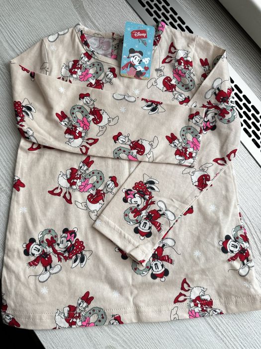 Nowy zestaw dla dziewczynki na świeta