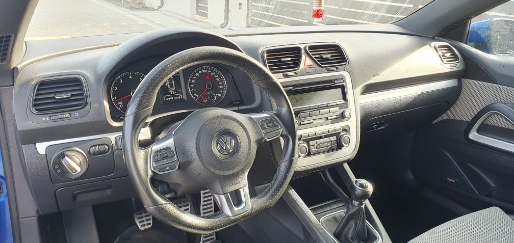 Volswagen Scirocco 2.0Tsi 210km Bi-xenon