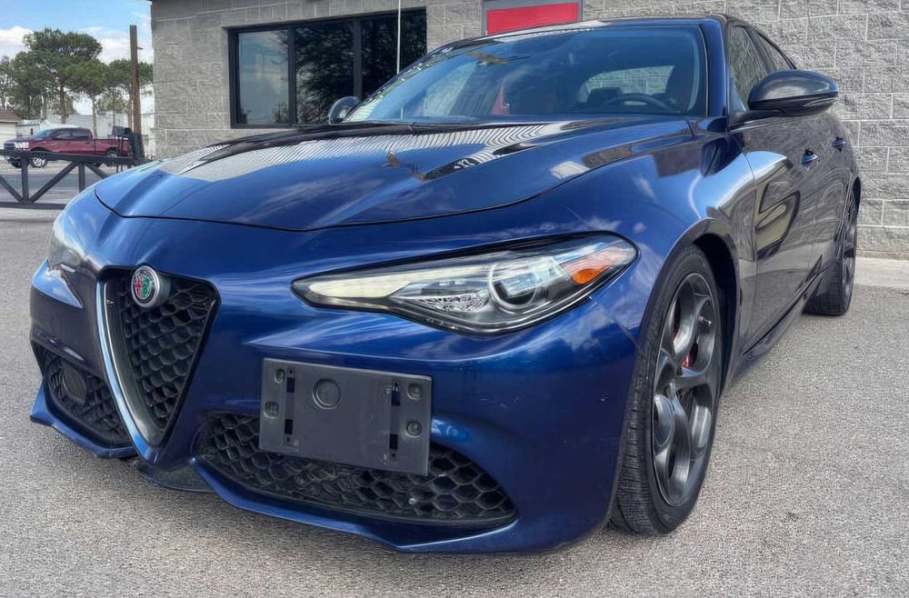Alfa Romeo Giulia Ti Sport Carbon      2019