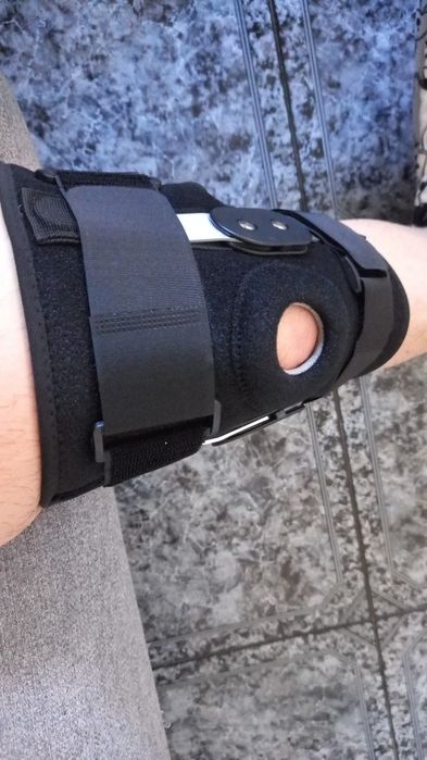 Наколінник з шарнірною підтримкою, біг, атлетика, для коліна