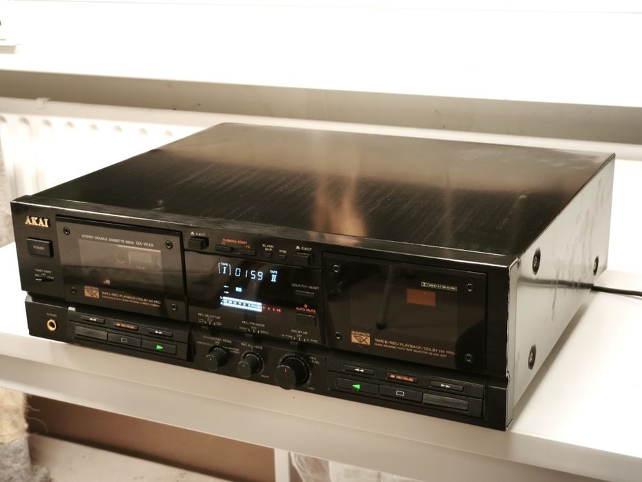 Касетна дека Akai GX-W45 ! Вага 6 кг ! Зроблено в Японії !