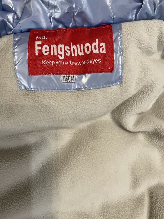 Продам куртку на дівчинку