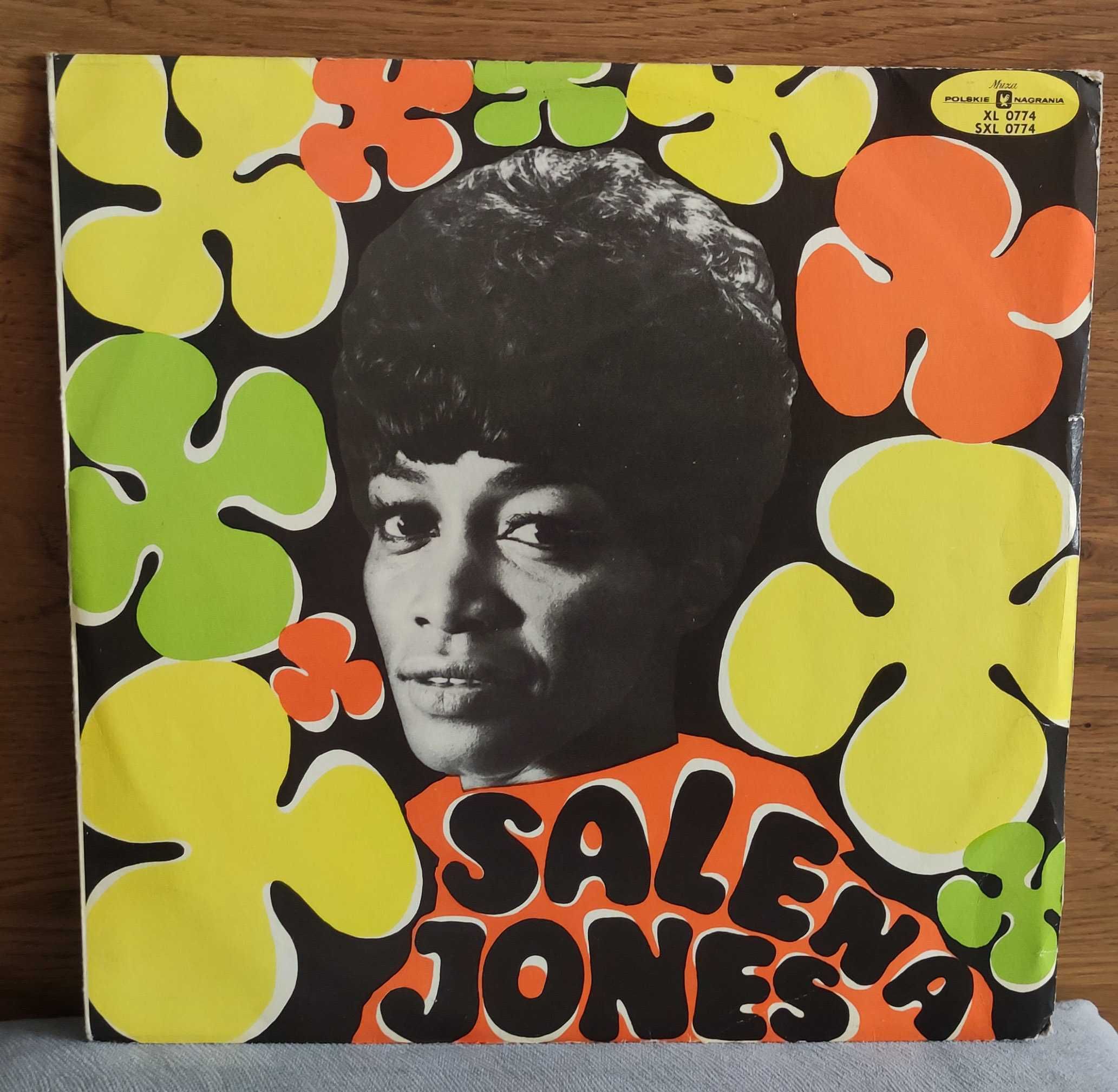 Salena Jones With The Keith Mansfield Orchestra  xl 0774