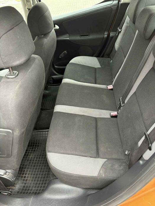 Peugeot 207 1.4HDI !!!