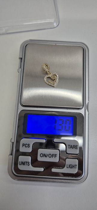 Złoty charms do bransoletki typu Pandora, serce, mama z dzieckiem
