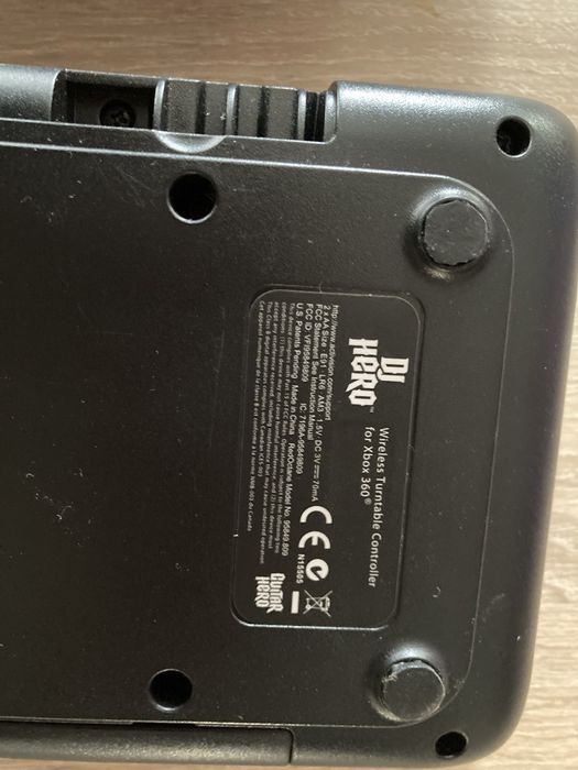 Вертушка Dj hero для xbox 360