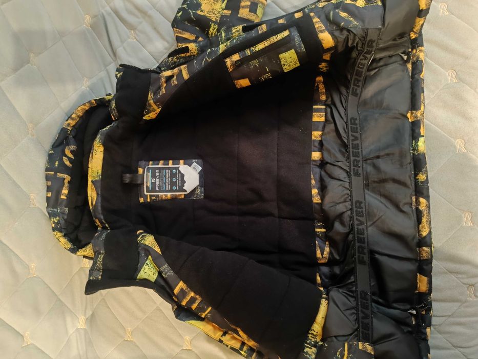 Курточка зимова на хлопчика 134