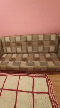 Кровать диван не продавлен