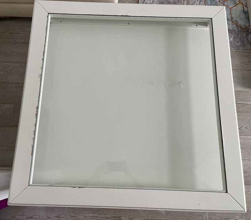 Stolik kawowy biały