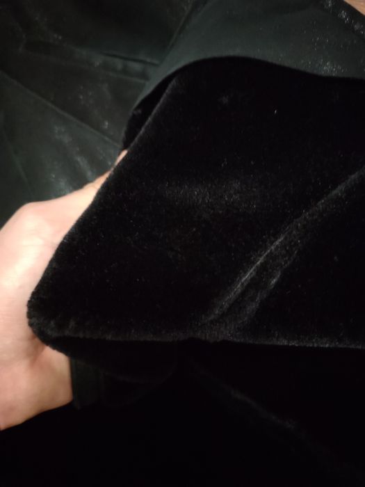 Дубленка жіноча у новому стані