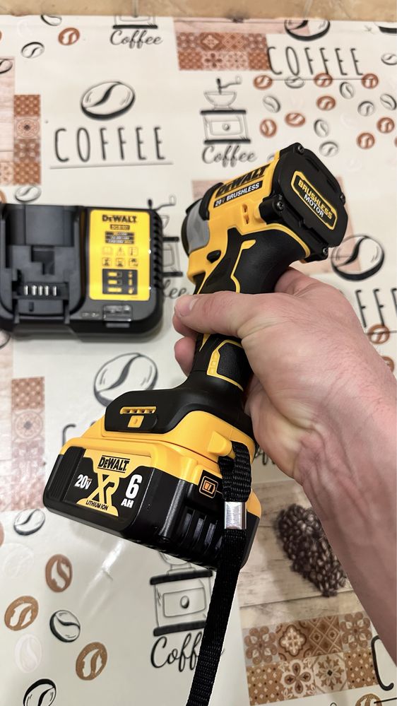 Dewalt DCF850 ударный