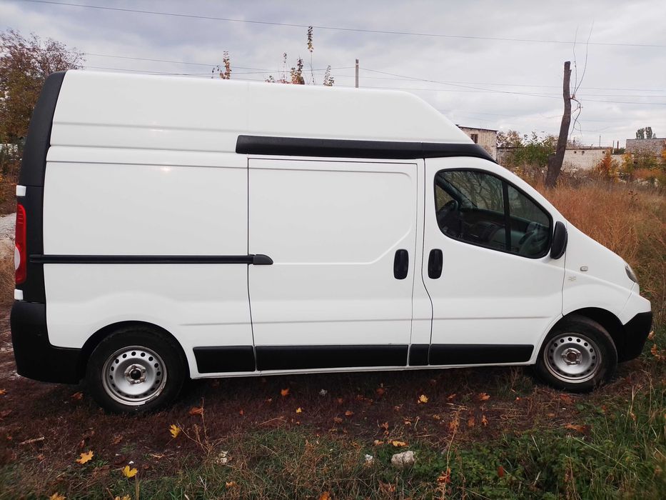 Renault Trafic 2.0, 2010 року