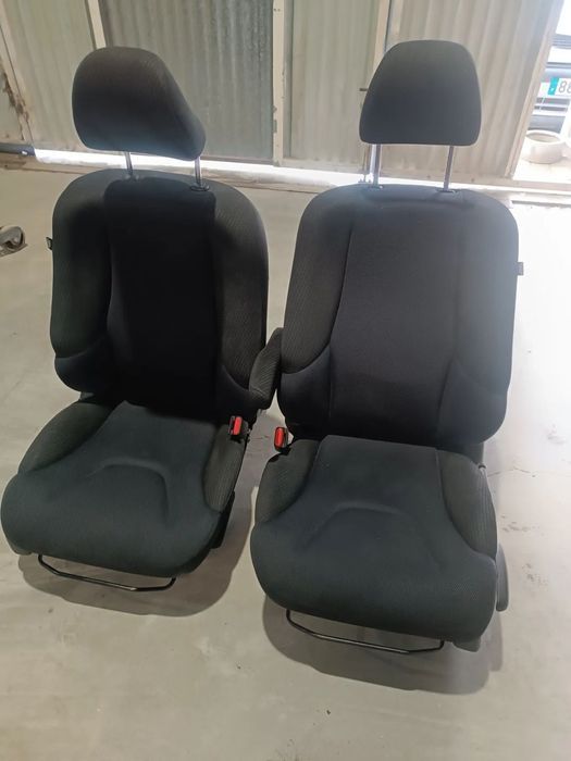 Conjunto de bancos c/ airbag - Honda jazz II  ( 2008 / 2015 )