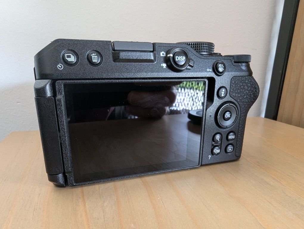 Nikon Z30 + 28mm 2.8 em excelente estado!