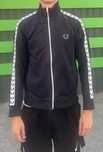 Продаю Fred Perry