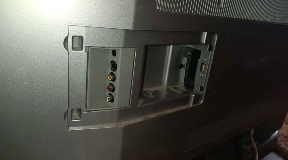 Телевізор Loewe німецький