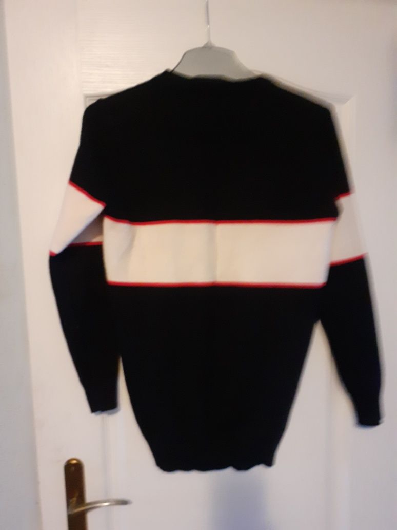 Sweter givenchy tanio