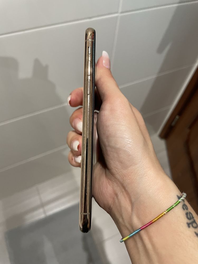 Iphone XS 64GB com acessórios