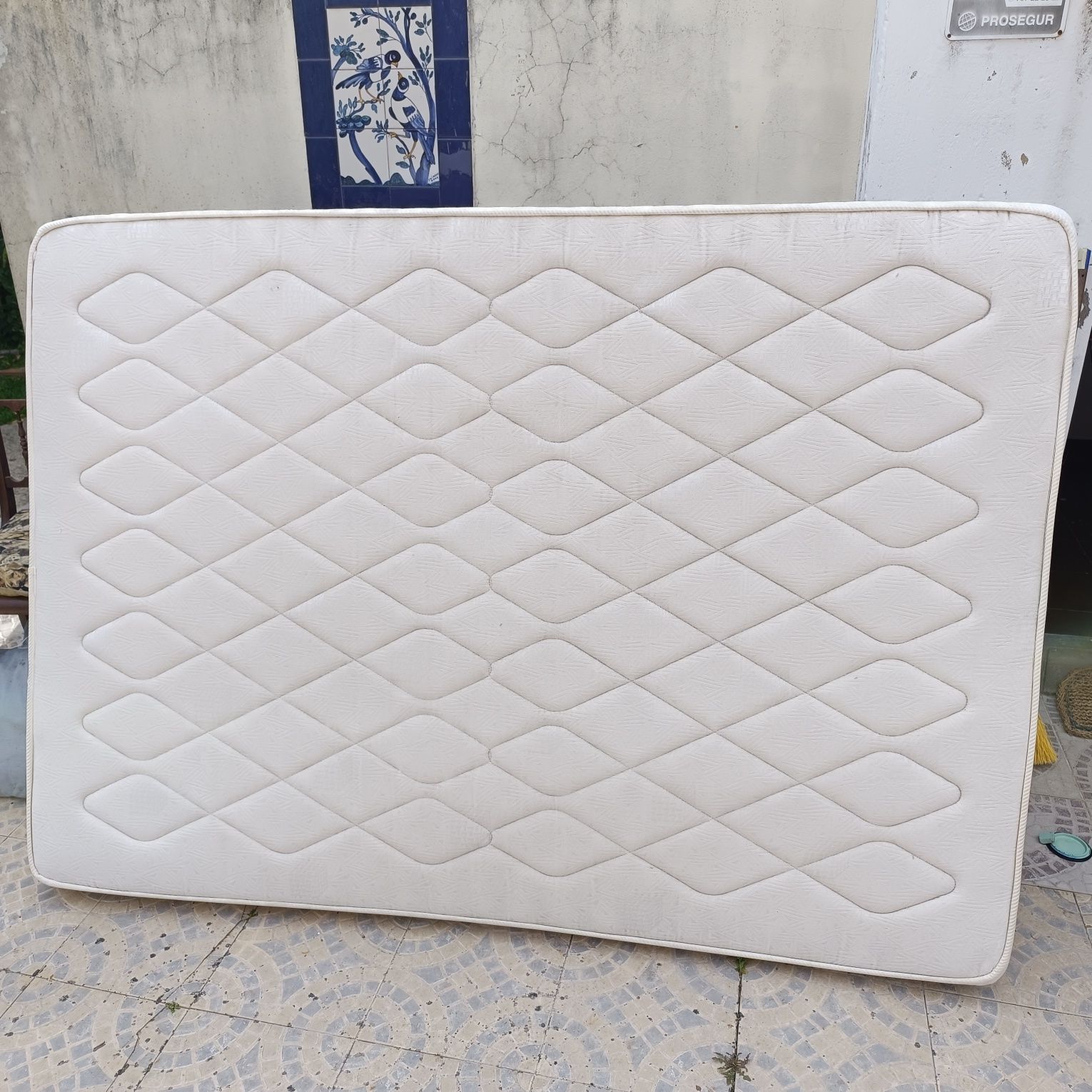 Cama de casal com colchao