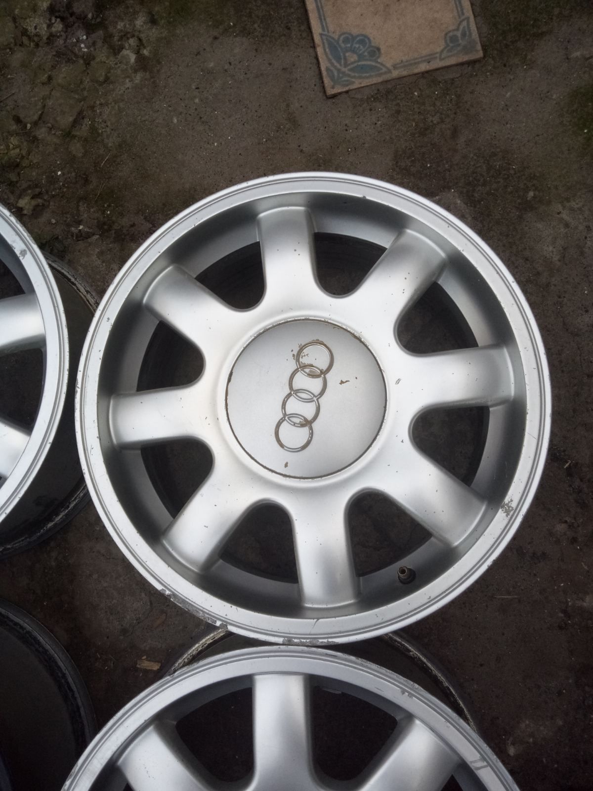 Продам диски r15 audi