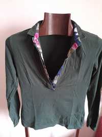 Blusa cardada verde escura com aplicação em tecido espantado e molas