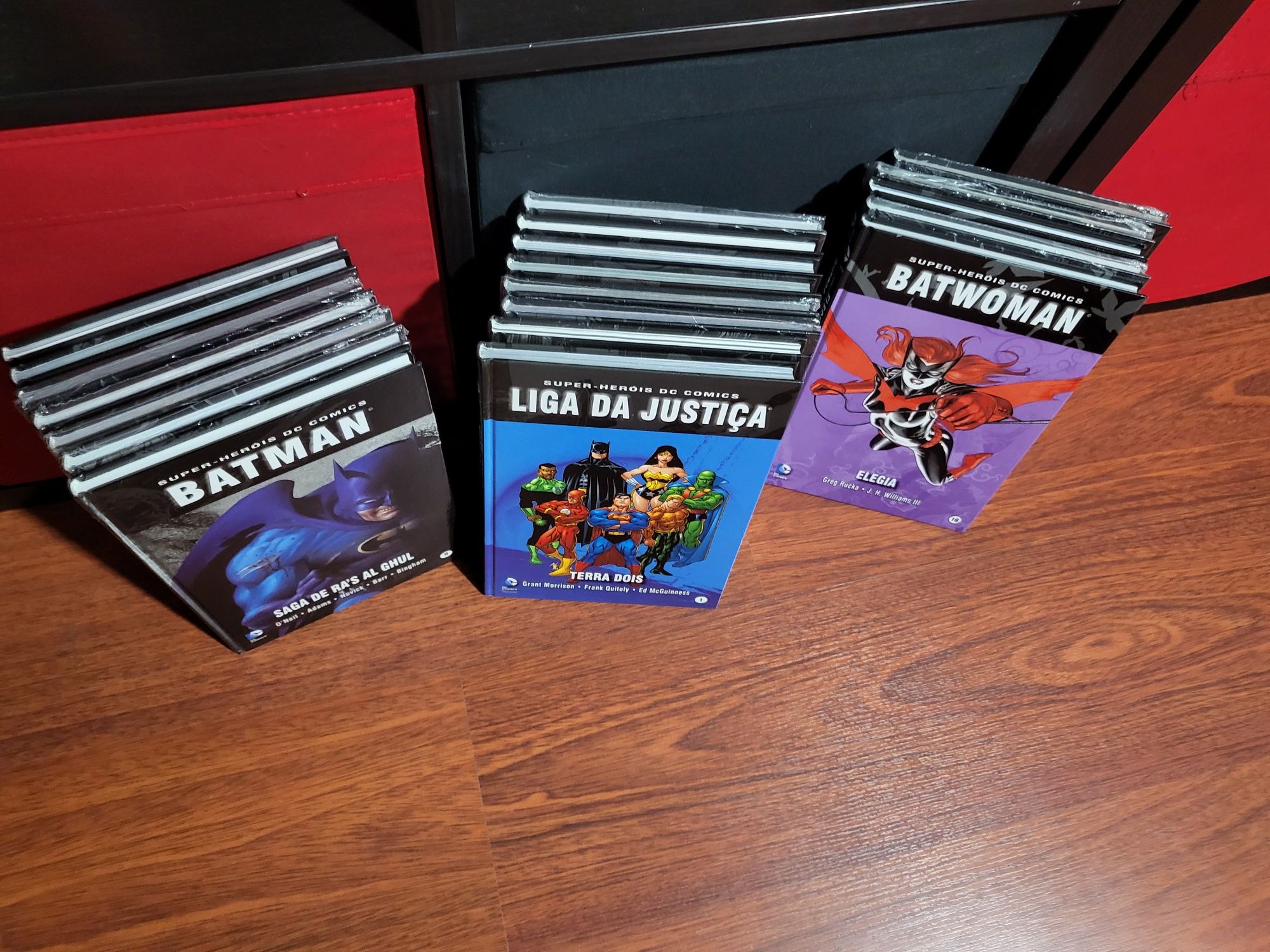 Vendo coleção de DC Comics 20 volumes