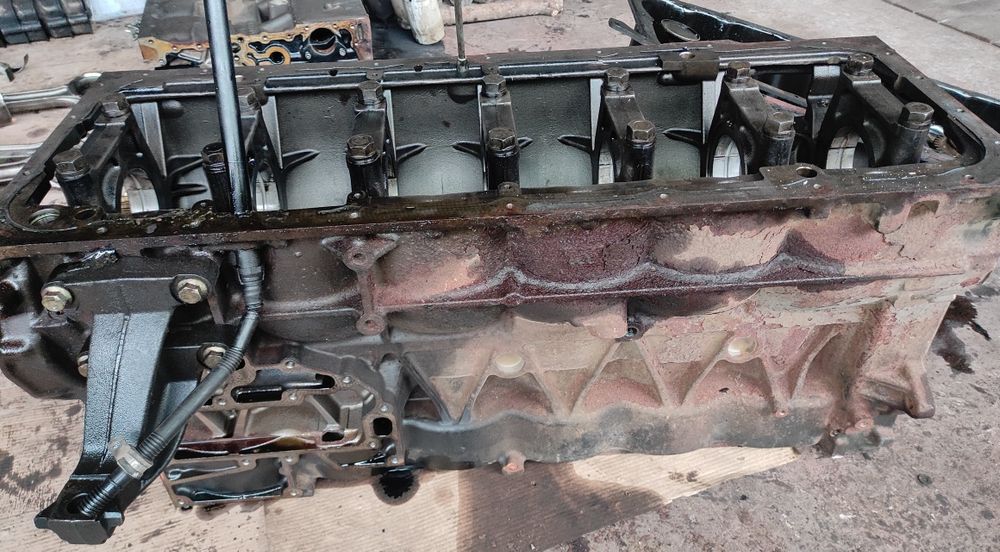 Блок мотора поршневая шатун MAN TGA TGX D2066 LF02