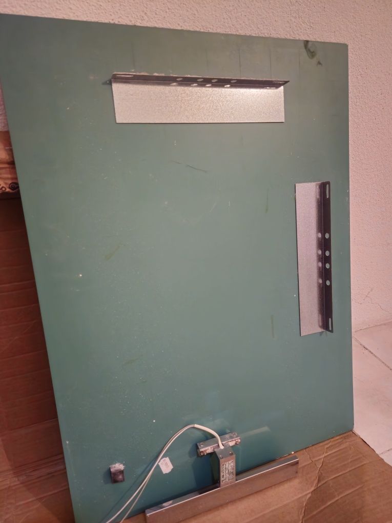 Espelho com luzes para casa de banho