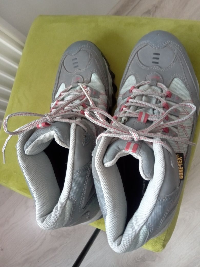 Nike ACG Tengu Nie Gore-Tex buty trekkingowe 41