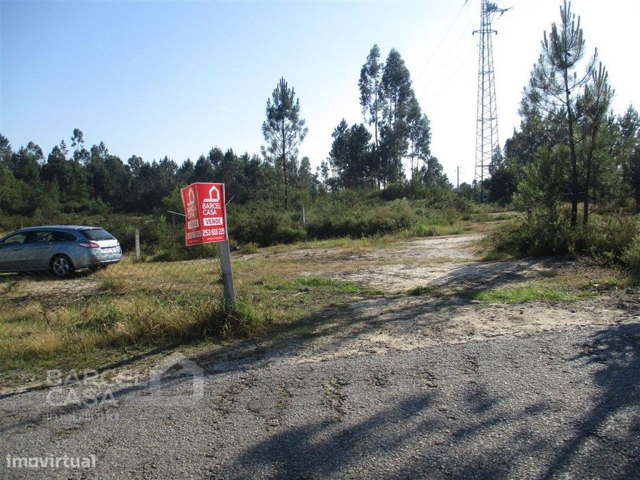 Terreno industrial na Ucha - Barcelos