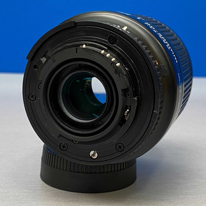 Nikon AF Nikkor 80-200mm f/4.5-5.6 D