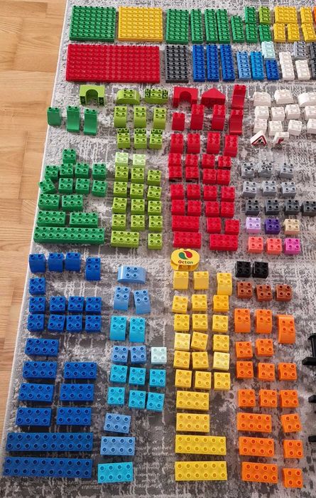 LEGO Duplo, ok. 400 elementów