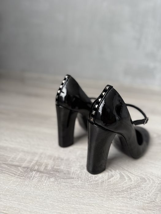 Трендові жіночі лакові туфлі The Kooples р.37