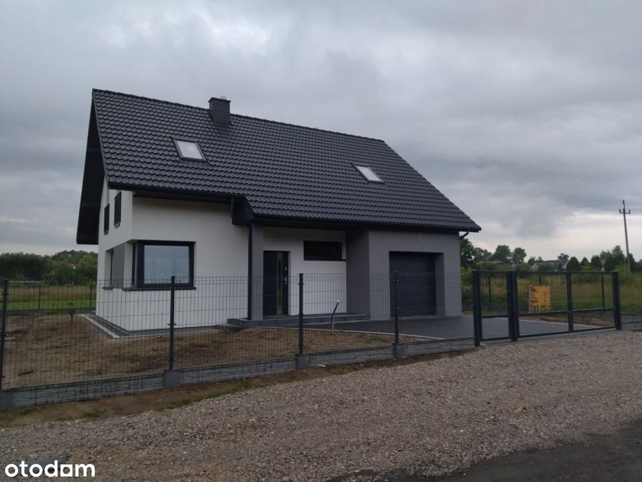 Piekoszów, dom wolnostojący bezpośrednio