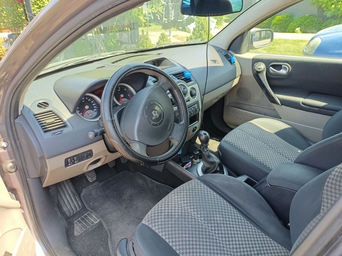 Renault Megane 1.9dci idealne do pracy mechanicznie super