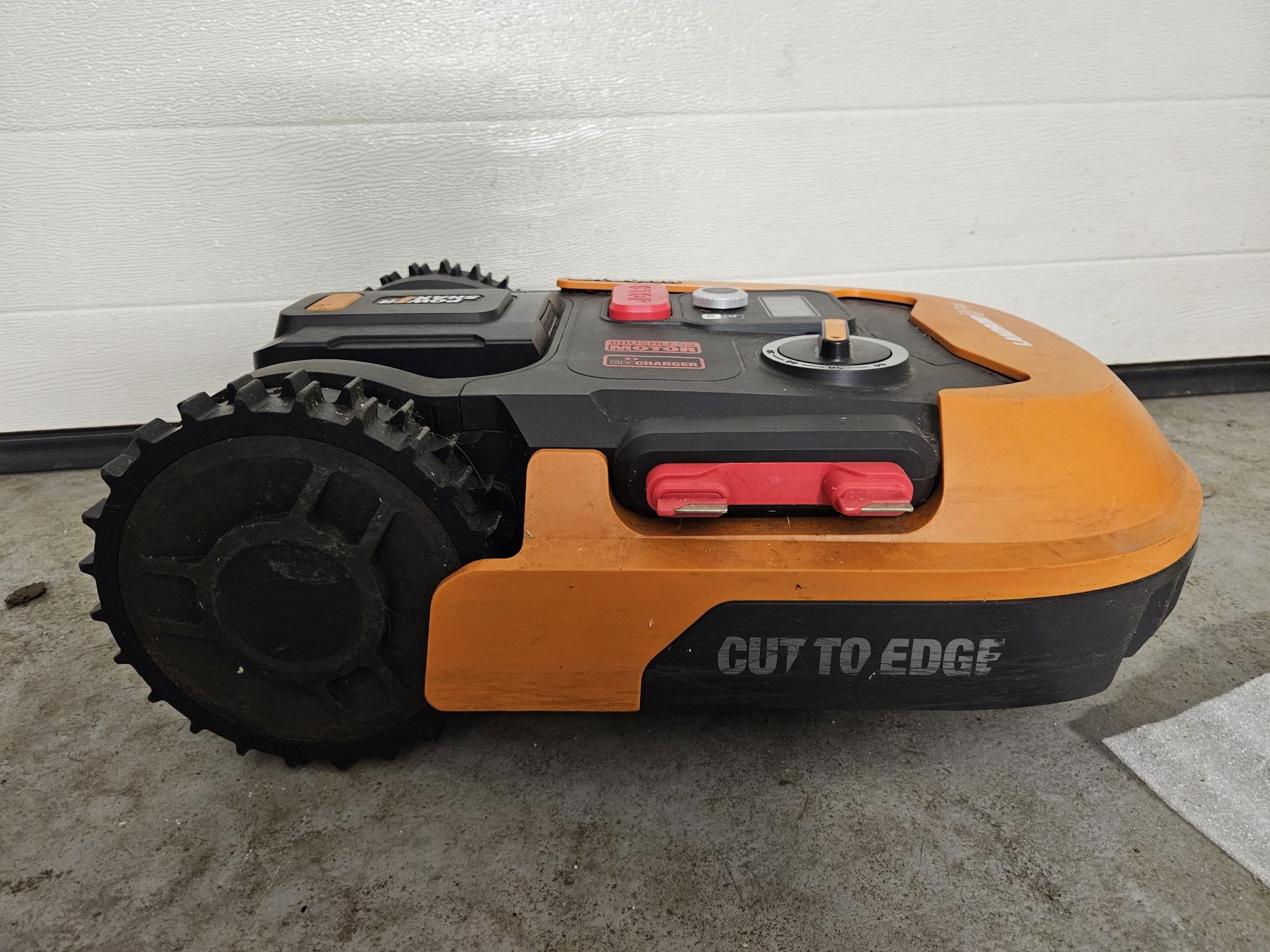 Robot koszący Worx Landroid M700 Plus WR167E