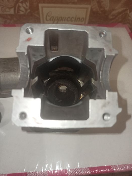 Поршнева STIHL MS 210