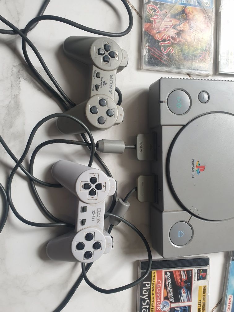 Приставка Sony Playstation 1