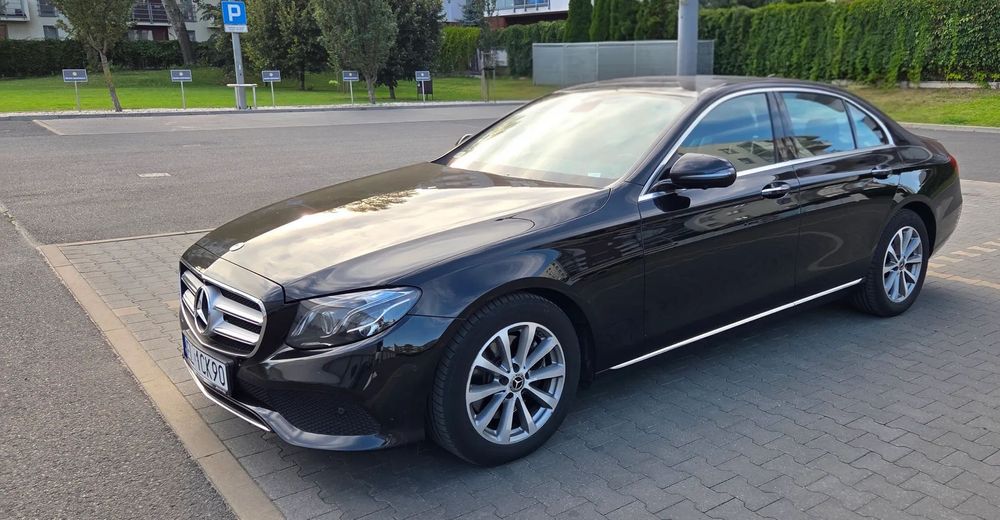 Mercedes-Benz Klasa E Mercedes-BenzW213 E220d 4Matic. Polski salon, bezwypadkowy, po lekarzu