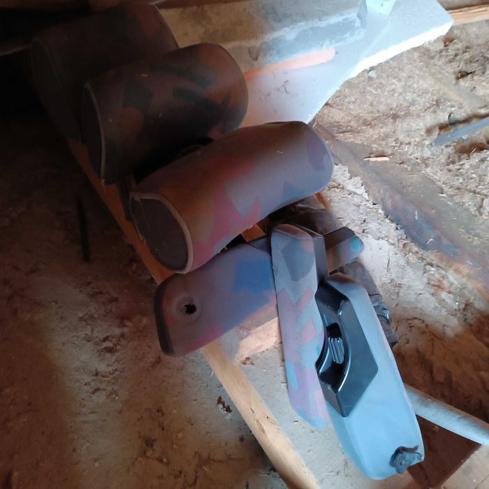 Продам пластикові накладки на фольц Т4,та коврик салону