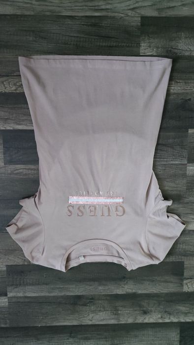 świetny t-shirt GUESS