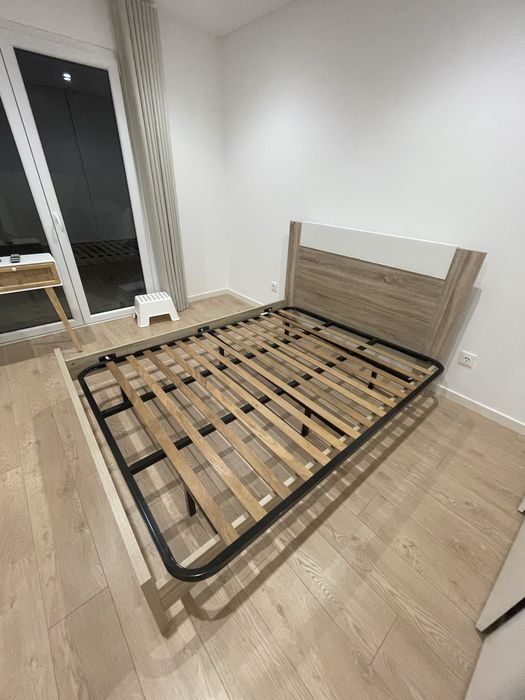 Cama e colchão 195x150