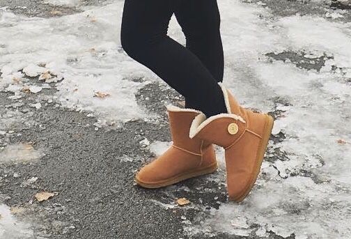 Натуральные угги