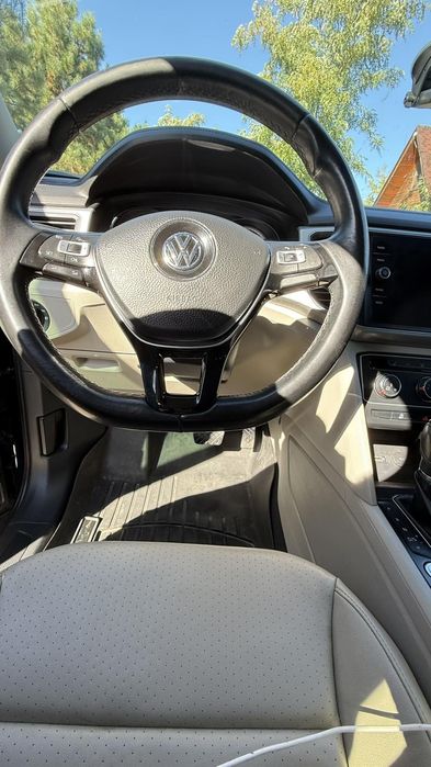 Продается Volkswagen Atlas 2017