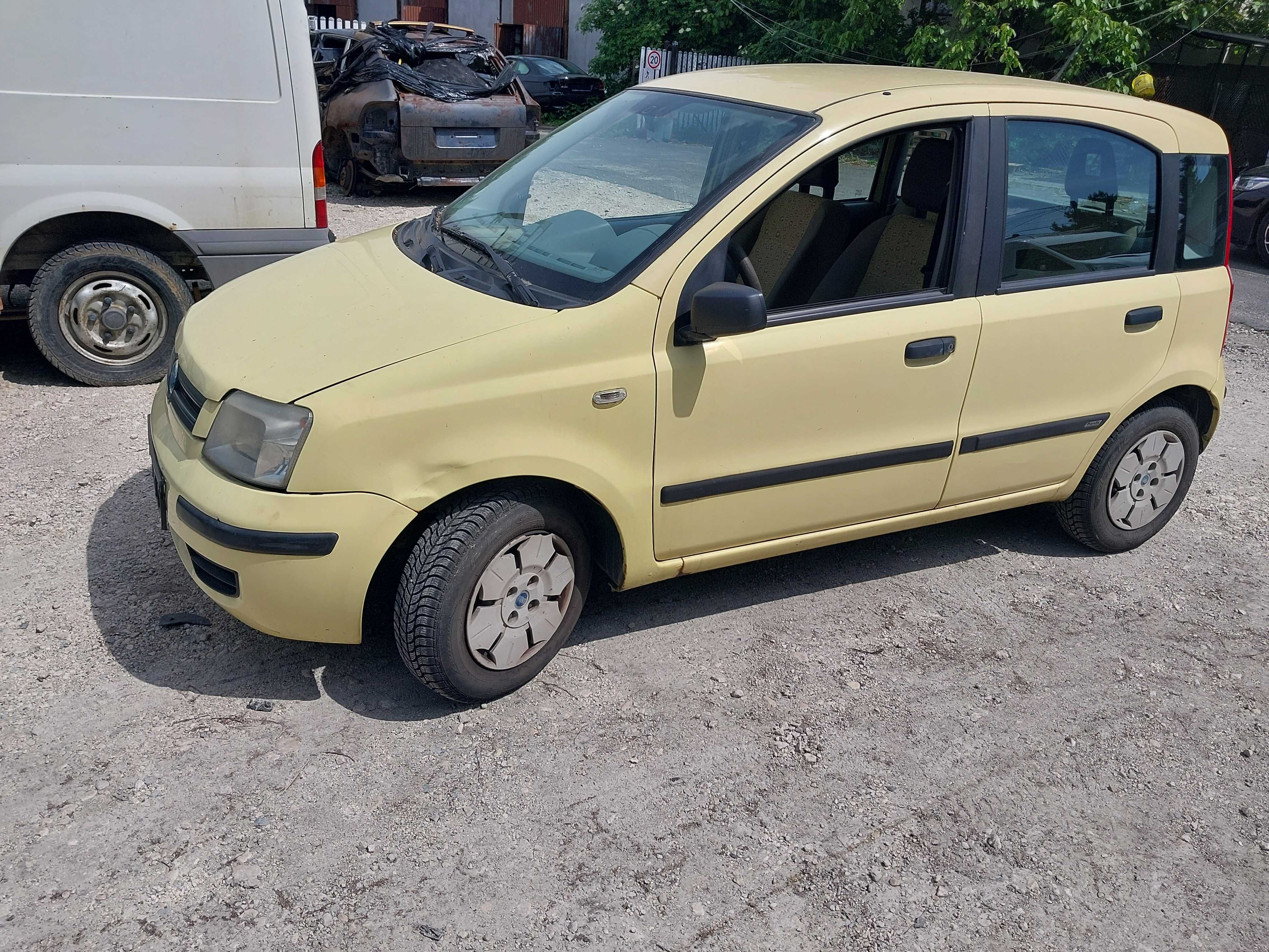 Posiadam czesci fiat panda 1.1  2005r